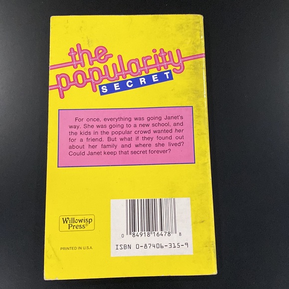 The Popularity Secret by Cindy Savage - Vintage Paperback Novel - Picture 2 of 8